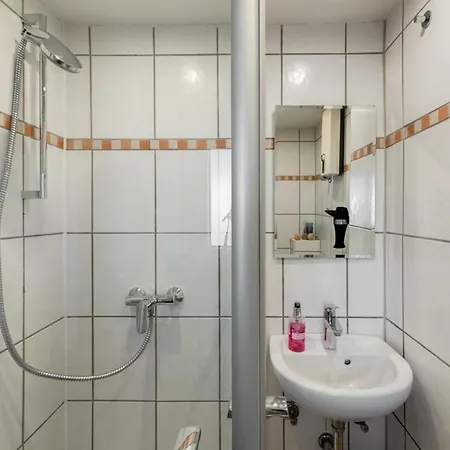 Apartment Nähe Phantasialand Und Köln *