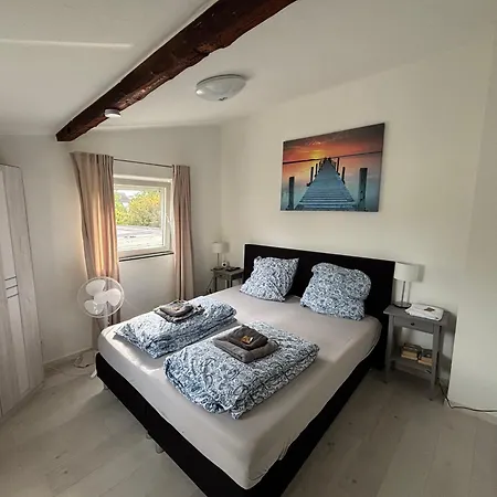 Nähe Phantasialand Und Köln Hürth