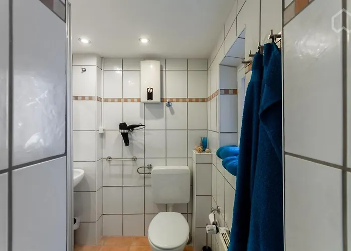 Nähe Phantasialand Und Köln * Hürth